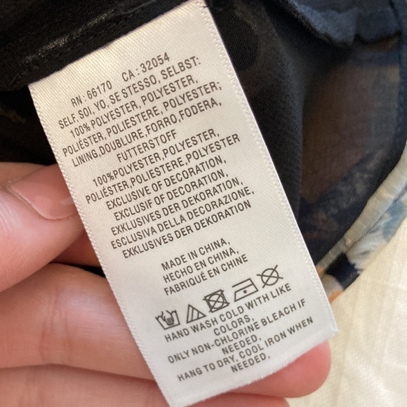 Anthropologie Maeve odetta black floral and bird print bell sleeve shirt - Picture 10 of 15